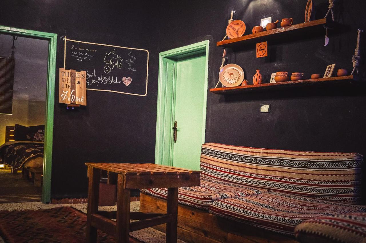 Petra Pottery Hostel วาดี มูซา ภายนอก รูปภาพ